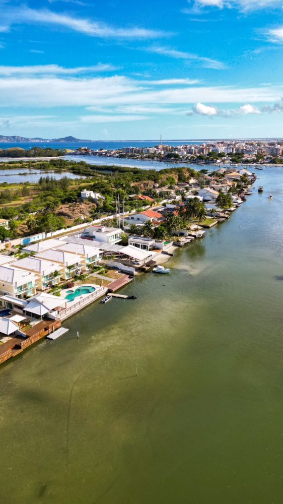 Casa em Condomnio - Venda - Per - Cabo Frio - RJ