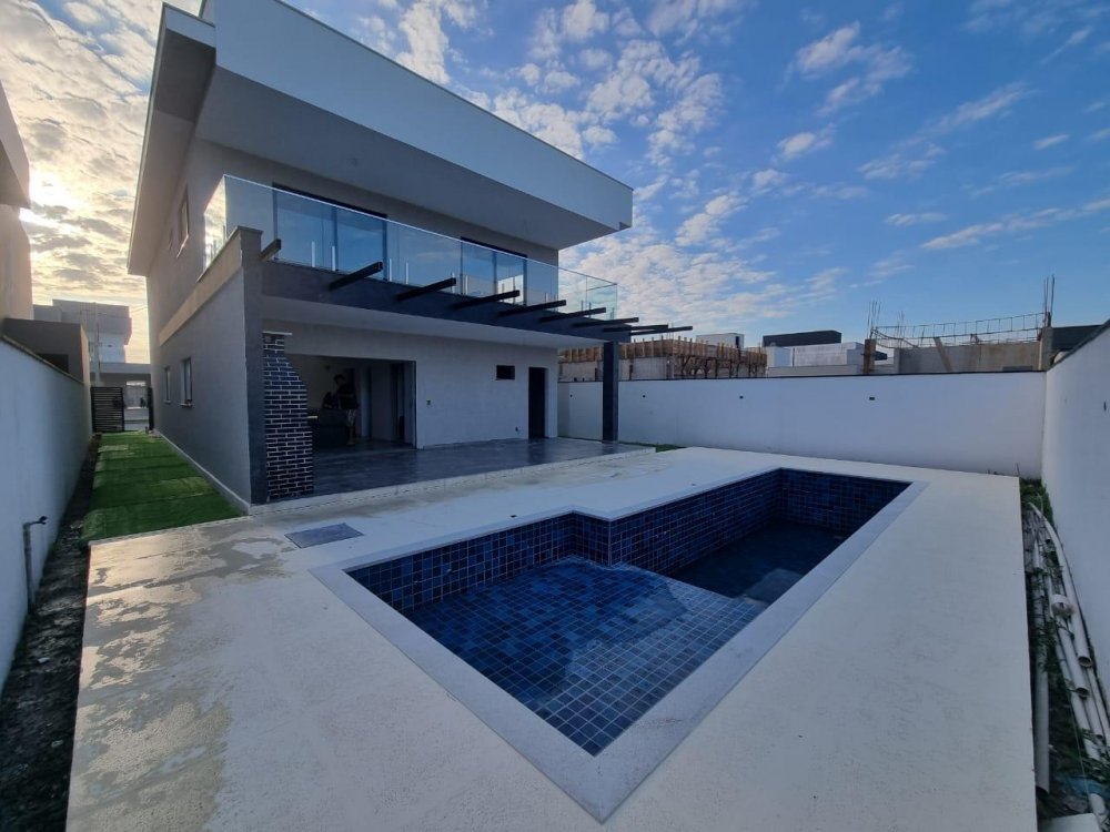 Casa Alto Padrão - Venda - Peró - Cabo Frio - RJ