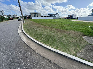 Lote de esquina no condom�nio Terras Alphaville Cabo Frio