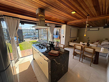 Casa em Condom�nio � Venda